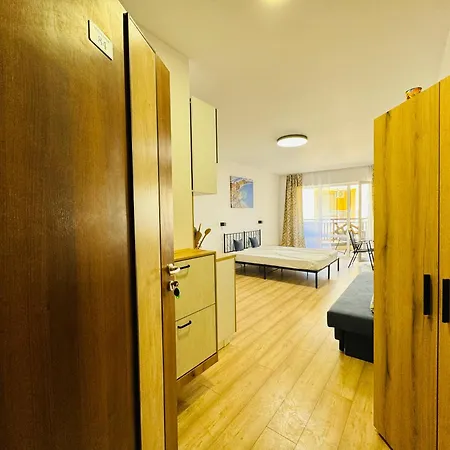 Royal Palm 84 Apartment Sveti Vlas