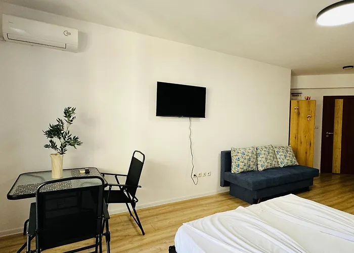 Royal Palm 84 아파트 *